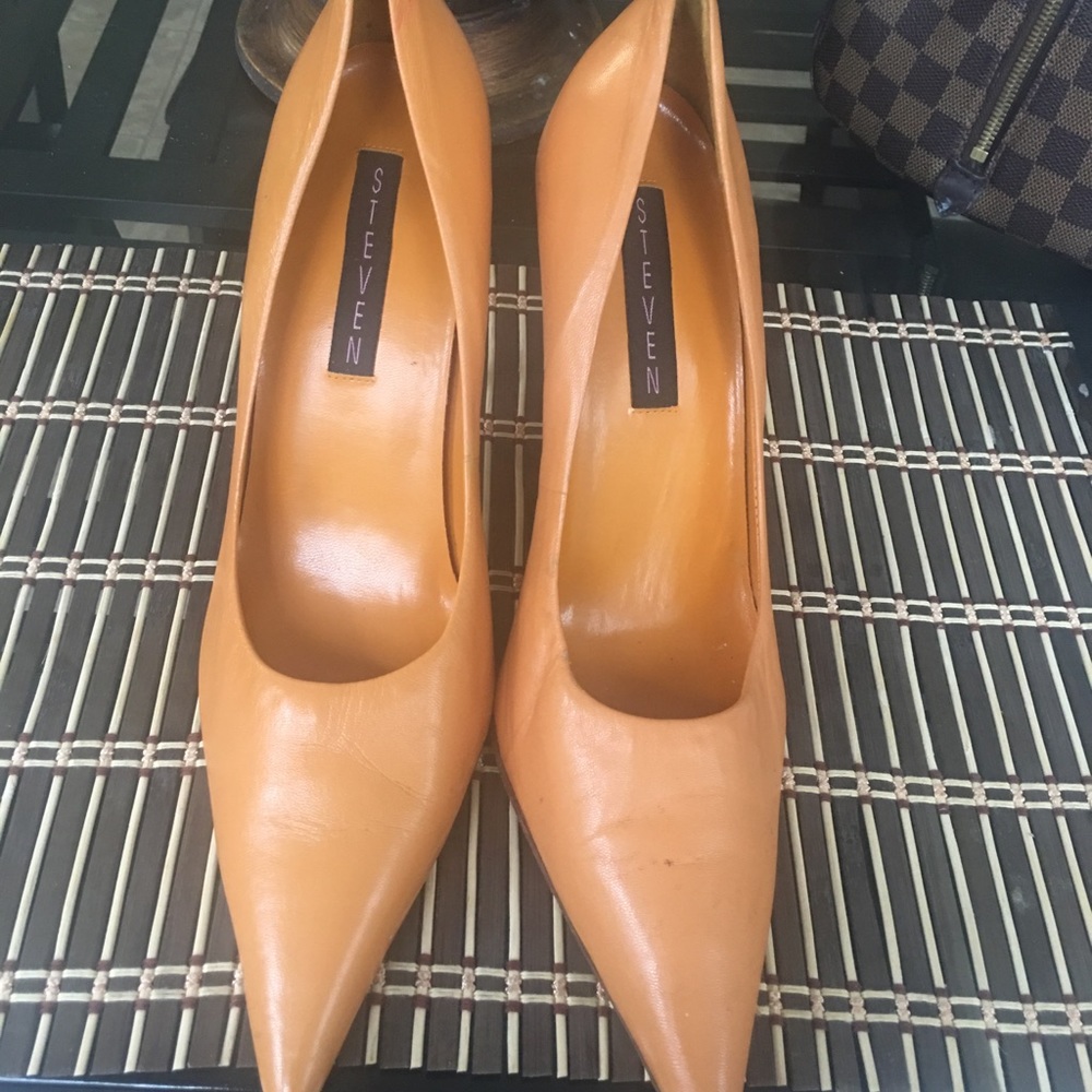 Steve Madden shoes